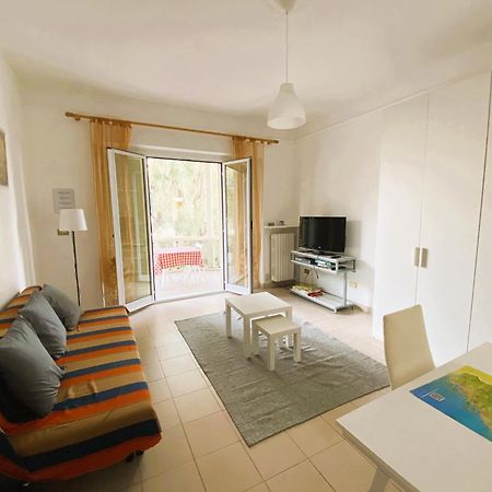 Eucalypti11 - Ampio Alloggio Ristrutturato Con 3 Camere, 2 Bagni, Terrazzo, Balcone Loano Εξωτερικό φωτογραφία