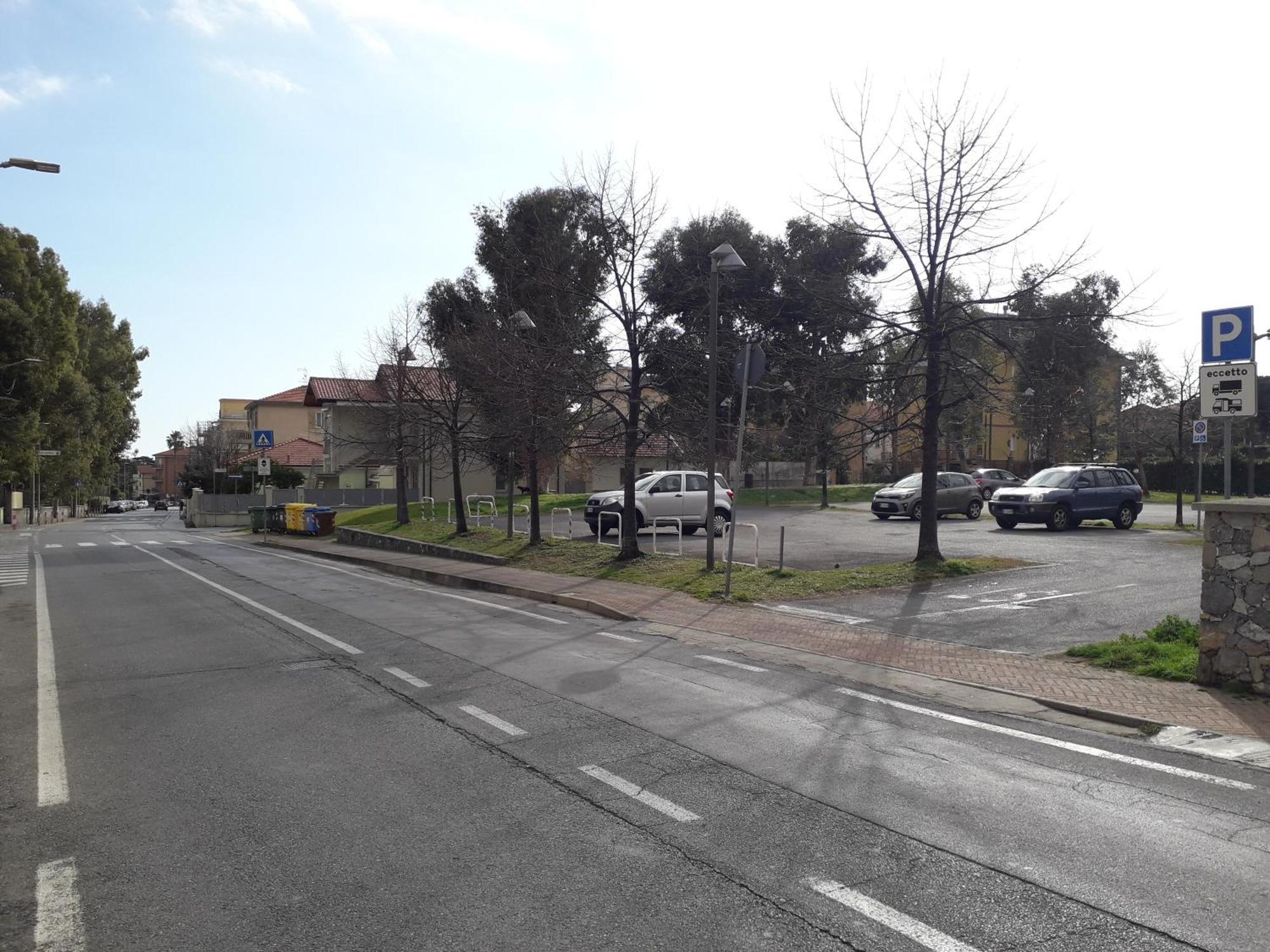 Eucalypti11 - Ampio Alloggio Ristrutturato Con 3 Camere, 2 Bagni, Terrazzo, Balcone Loano Εξωτερικό φωτογραφία